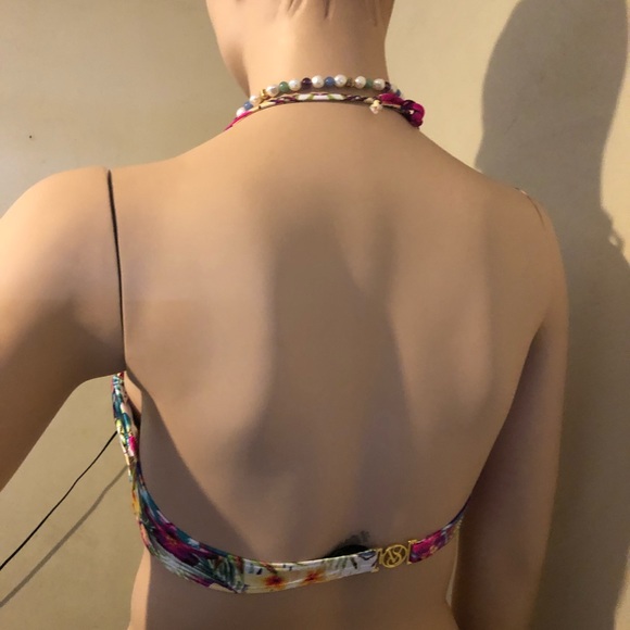 Pink - Picture 3 of 3